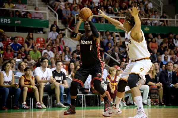 通过中场核 通过中场核